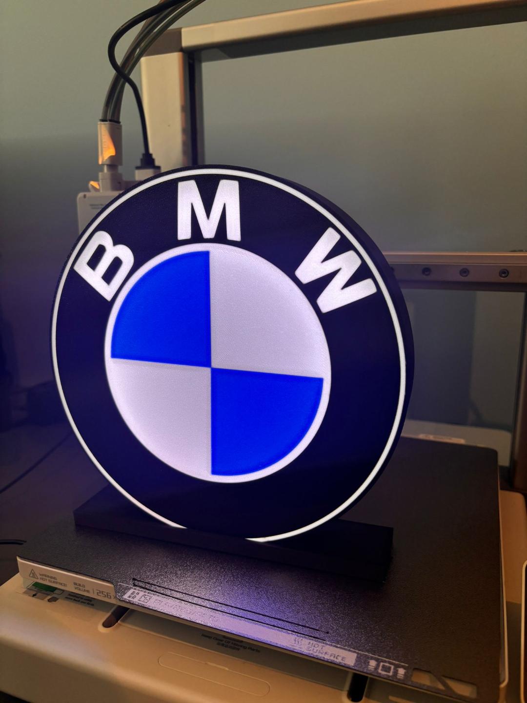 💡 Boîte à lumière BMW – Impression 3D personnalisée 🔧