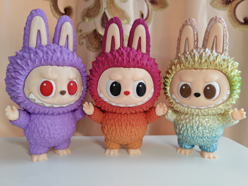 🌟 Figurine La Bubu 15 cm – Imprimée en 3D & 100 % personnalisable 🌈