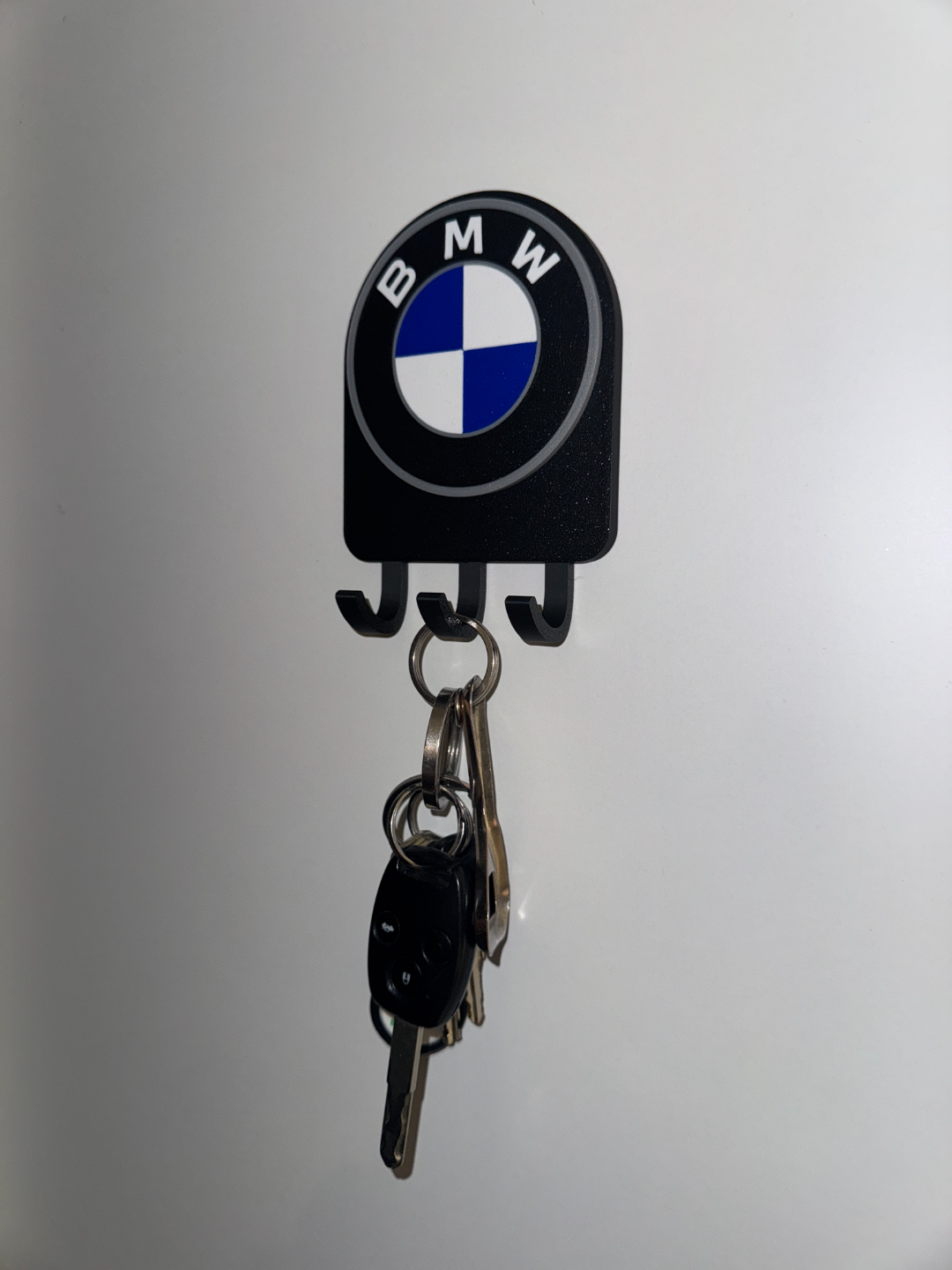 🛠️ Porte-clés mural BMW – Impression 3D – Fait main 🇫🇷