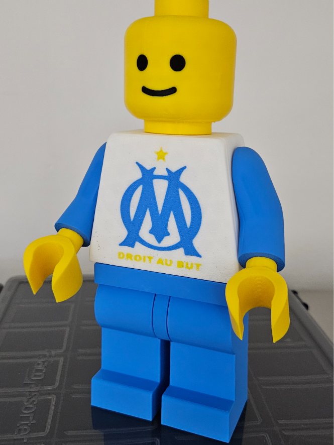 Playmobil OM géant imprimé en 3D – 20 cm de hauteur ! 🔵⚪️