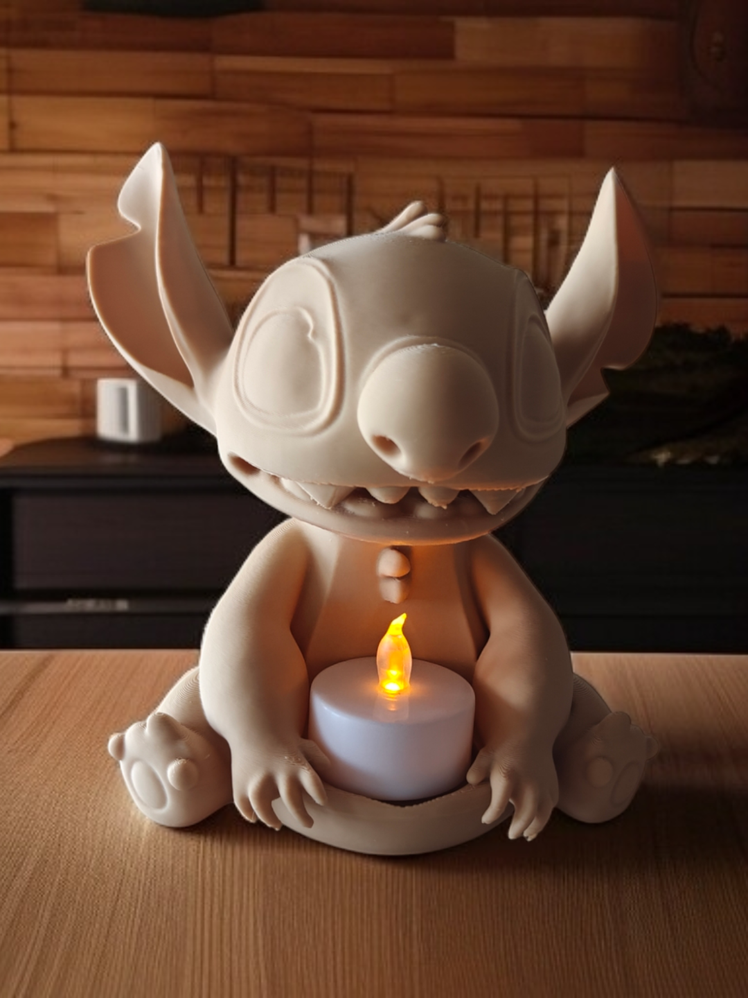 🌀 Figurine Stitch avec bougie LED – Impression 3D personnalisée 🕯️