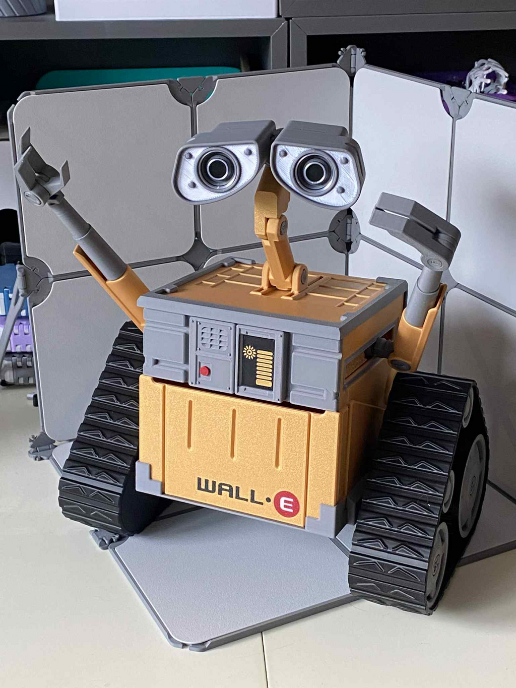 🟡 Distributeur de papier unique – Modèle WALL·E imprimé en 3D ! 🤖✨
