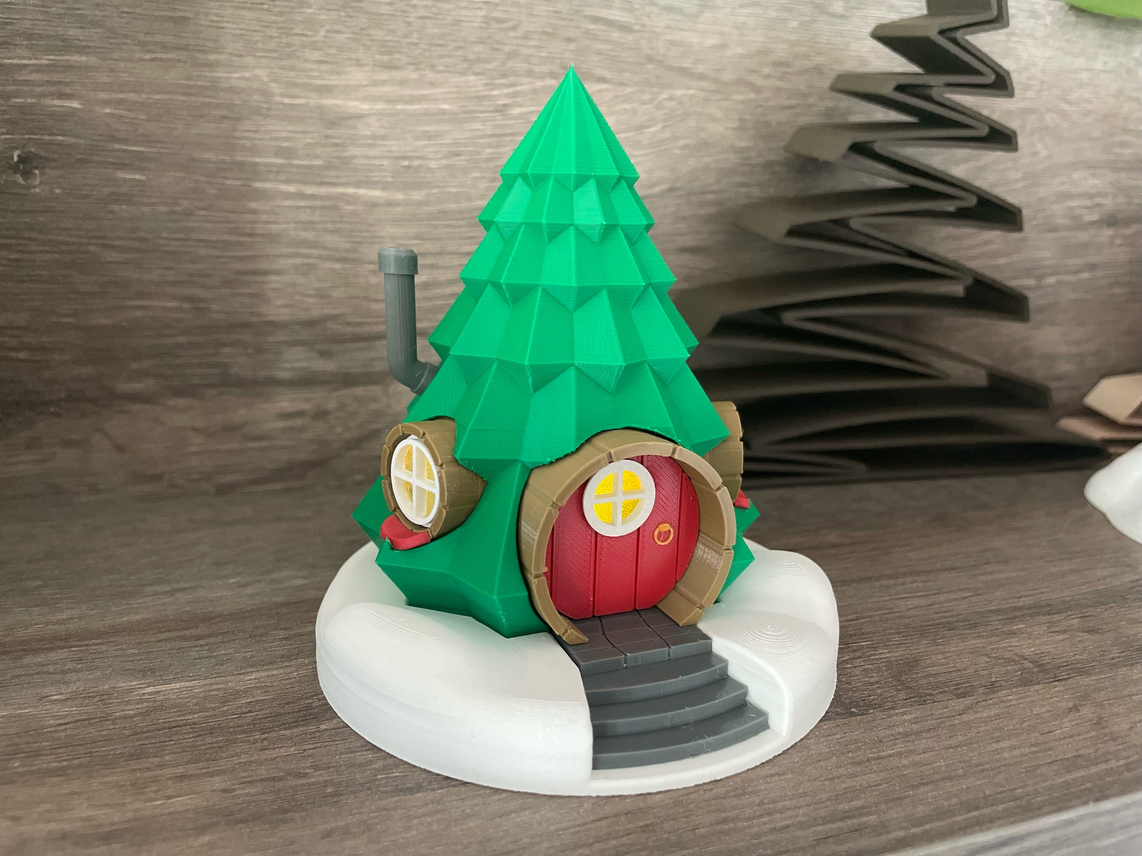 🧚‍♀️ Maison de fée lumineuse en forme de sapin de Noël 🎄 (imprimée en 3D)