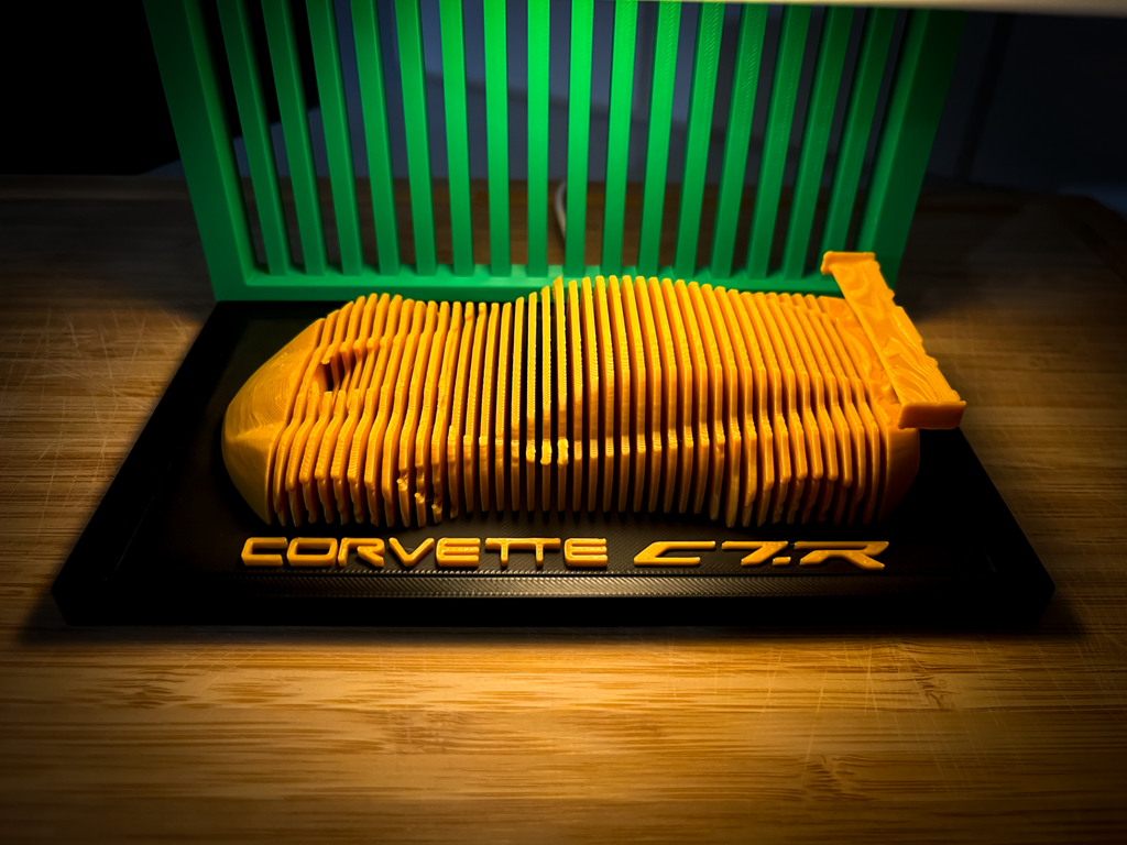 🏁 Corvette C7R – Art automobile 3D multicouche (17 cm)