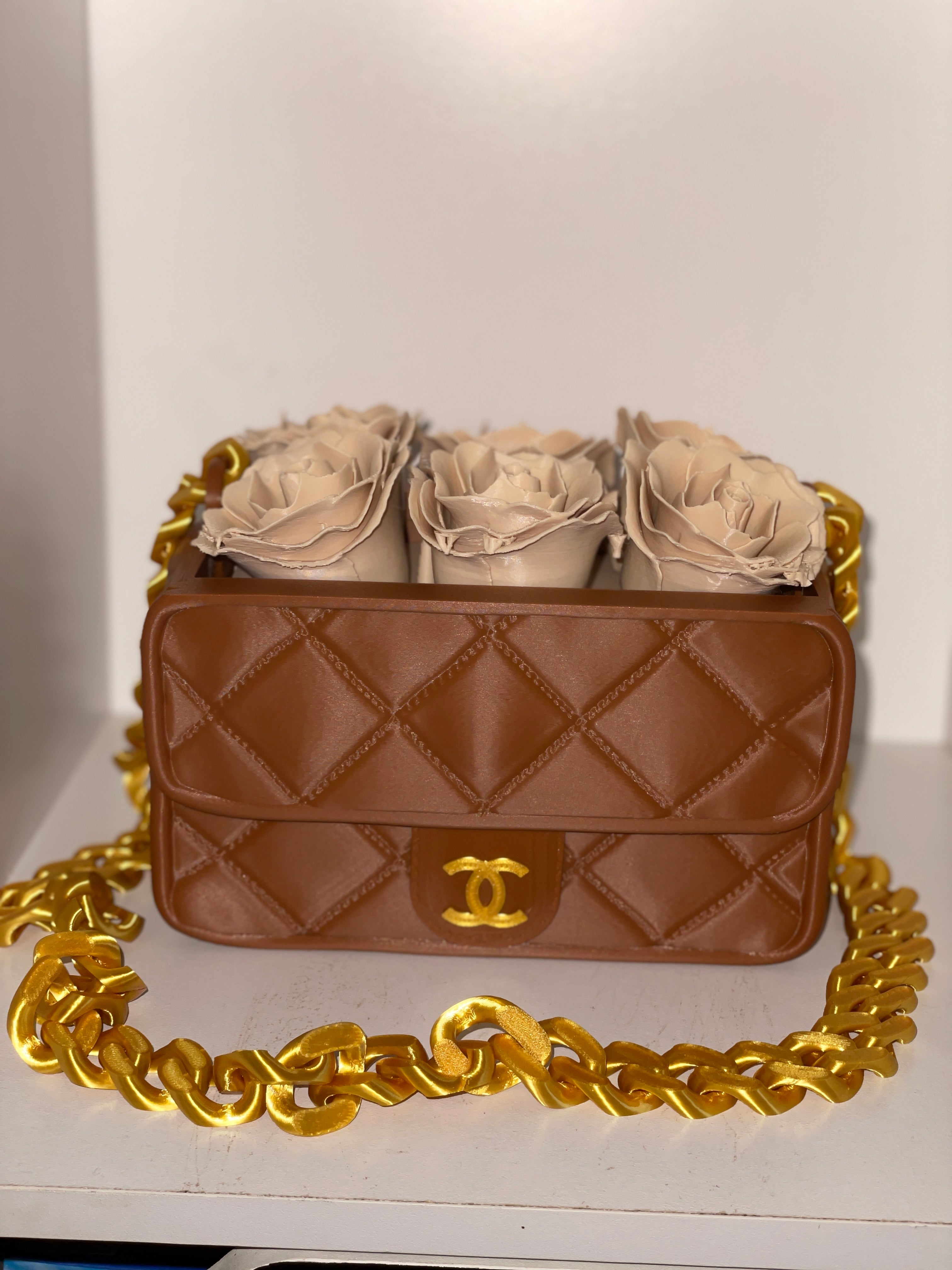 • Panier Chanel Fashion -
Impression 3D de Luxe
