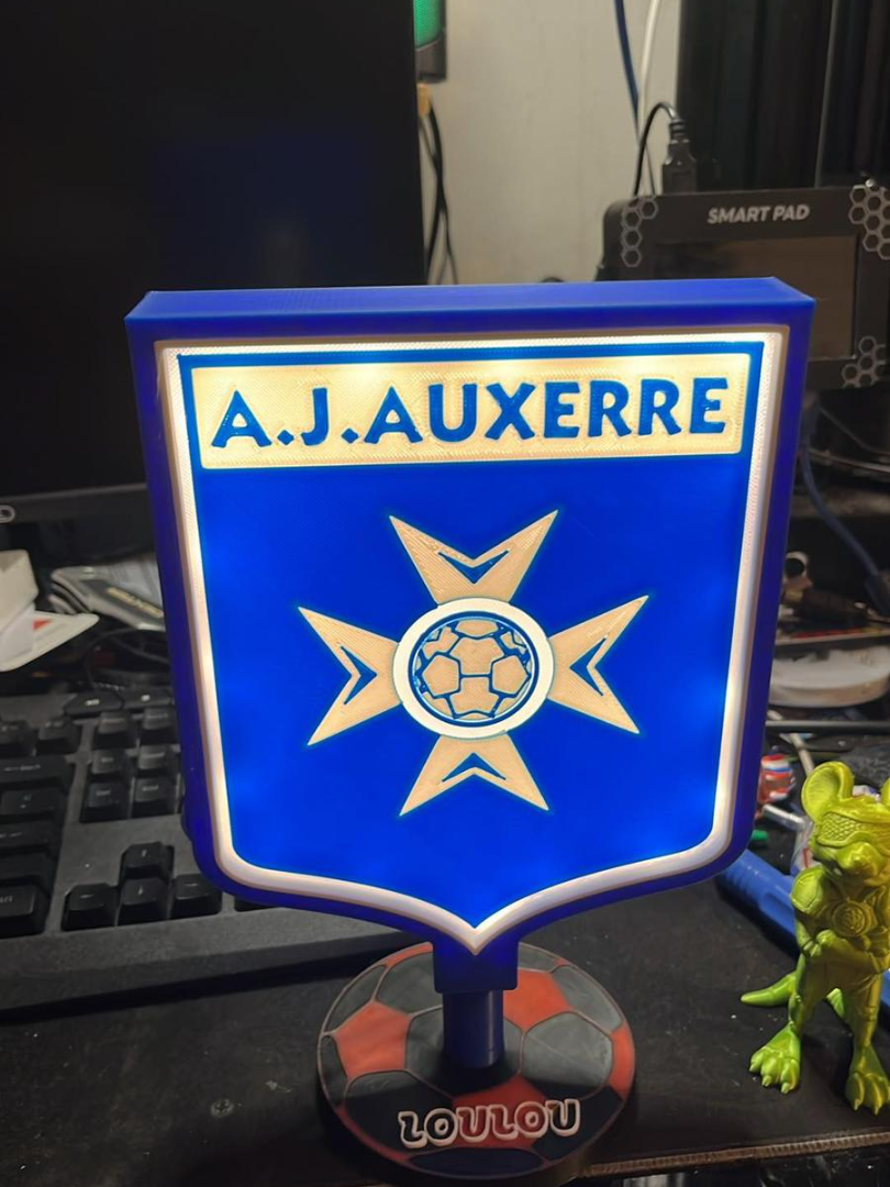 Boîte à lumière “A.J. Auxerre” – Impression 3D ⚽